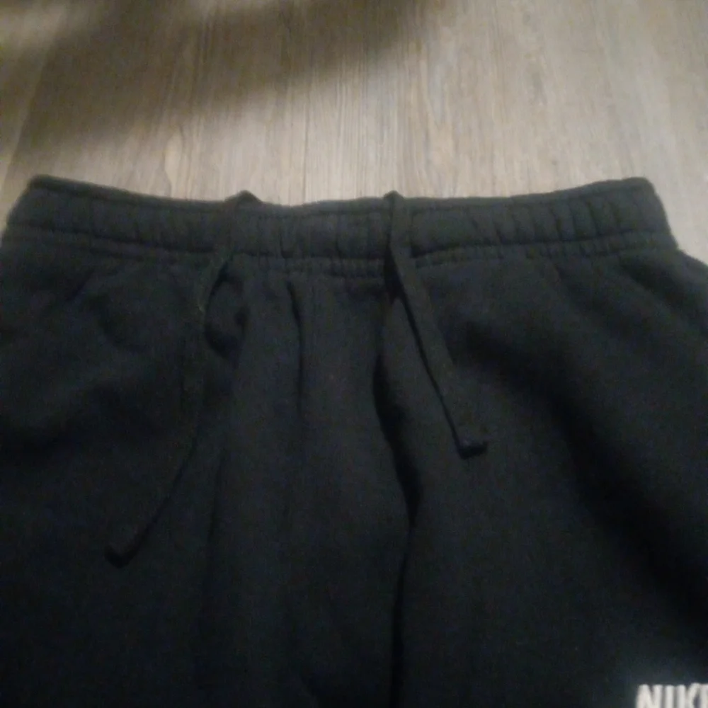 Black Nike Fleece Shorts Mens Size Small Casual Comfort Pockets Summer Fit